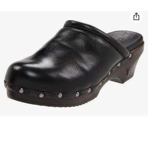 Frye Clara Campus Clog